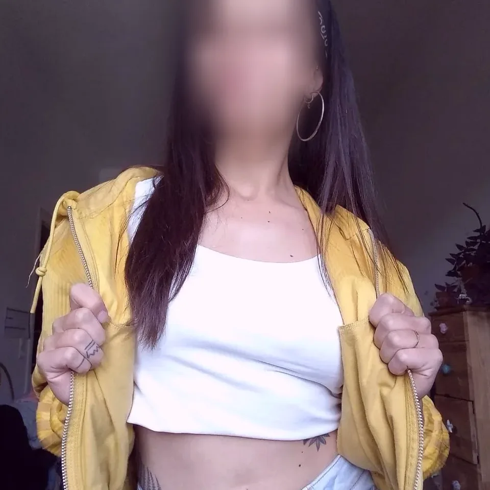 Elsa, 36