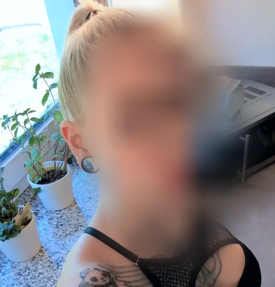Neea, 27