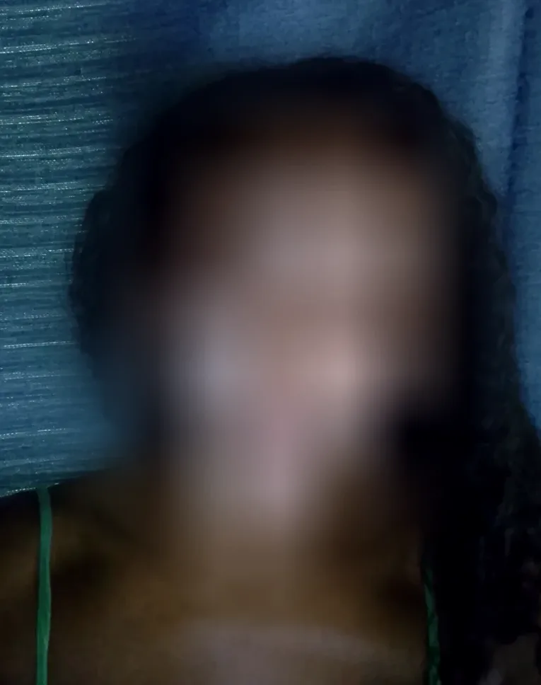 Olivia, 38