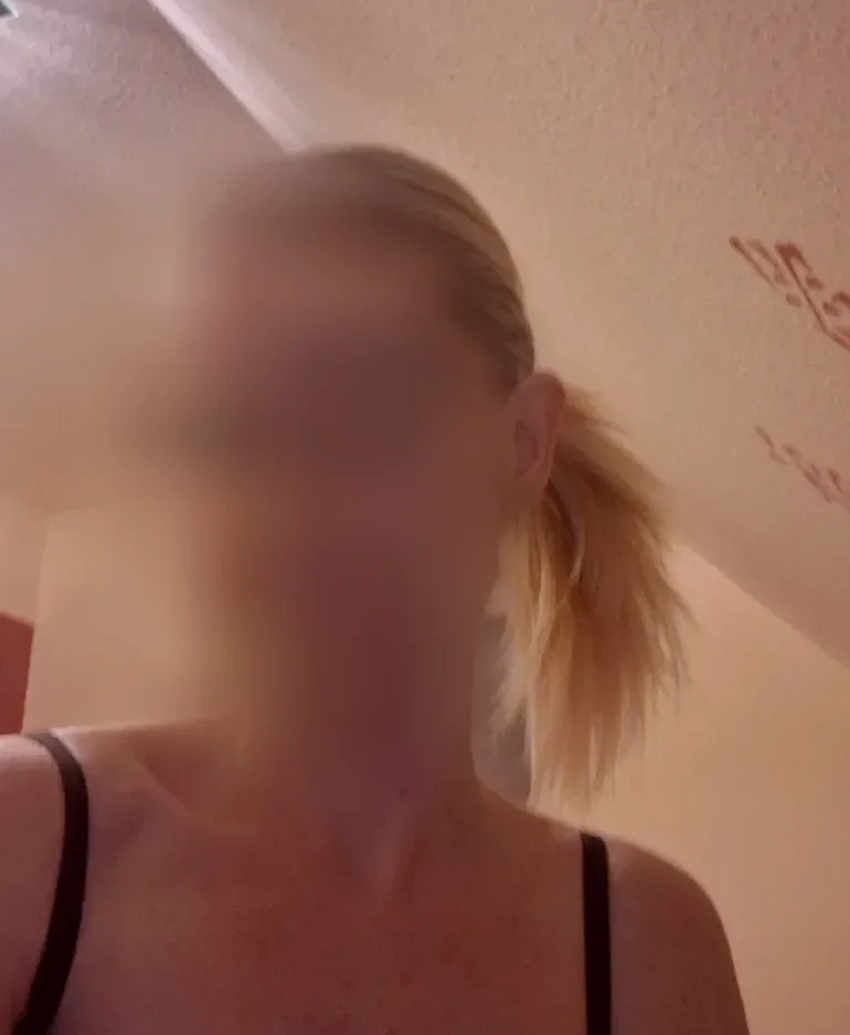 Selma, 28